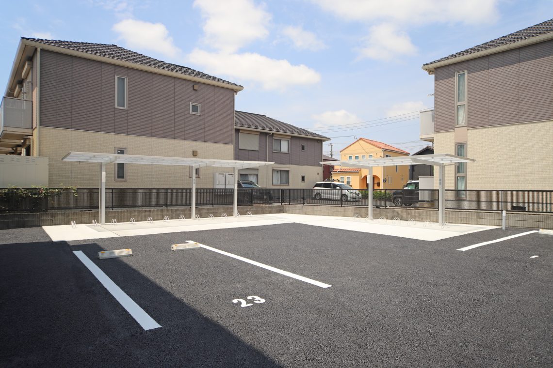 光と機能が調和する、スタイリッシュな住まい